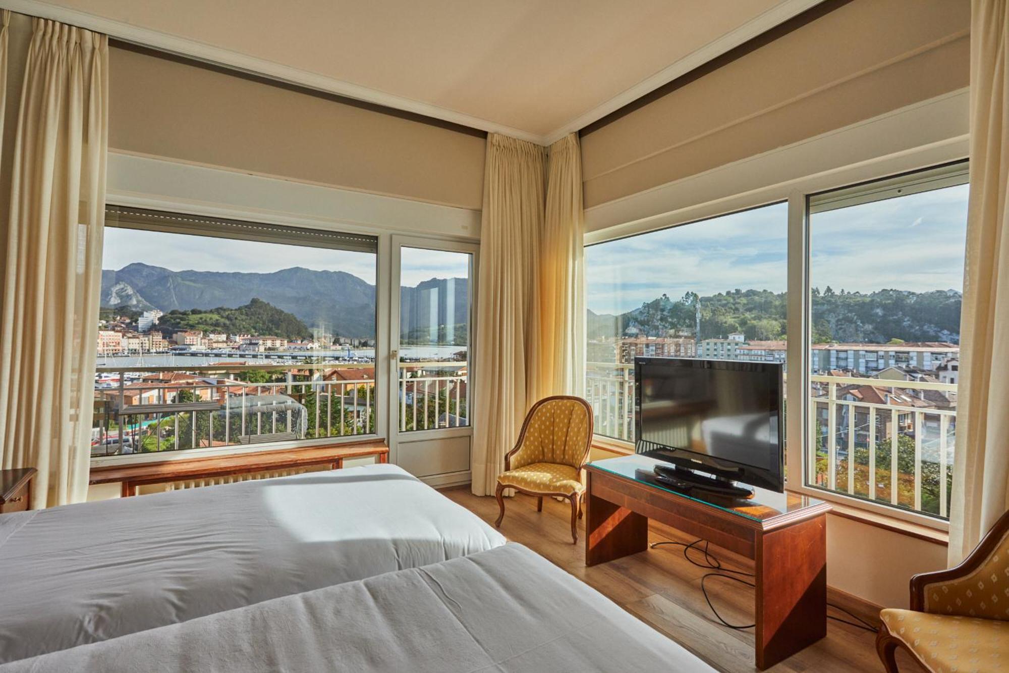Silken Gran Hotel Del Sella 리바데세야 외부 사진