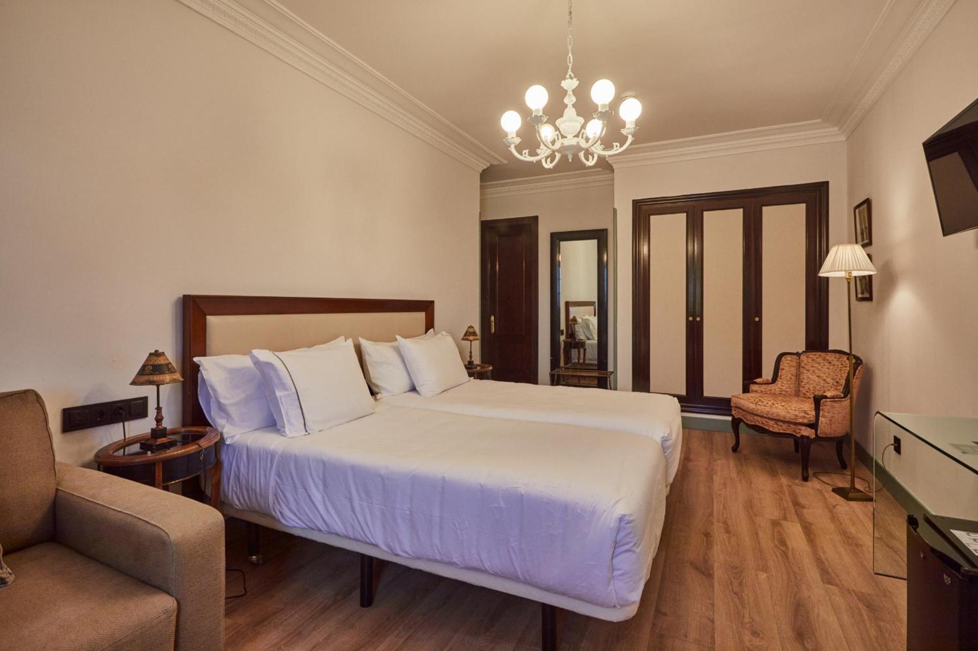 Silken Gran Hotel Del Sella 리바데세야 외부 사진