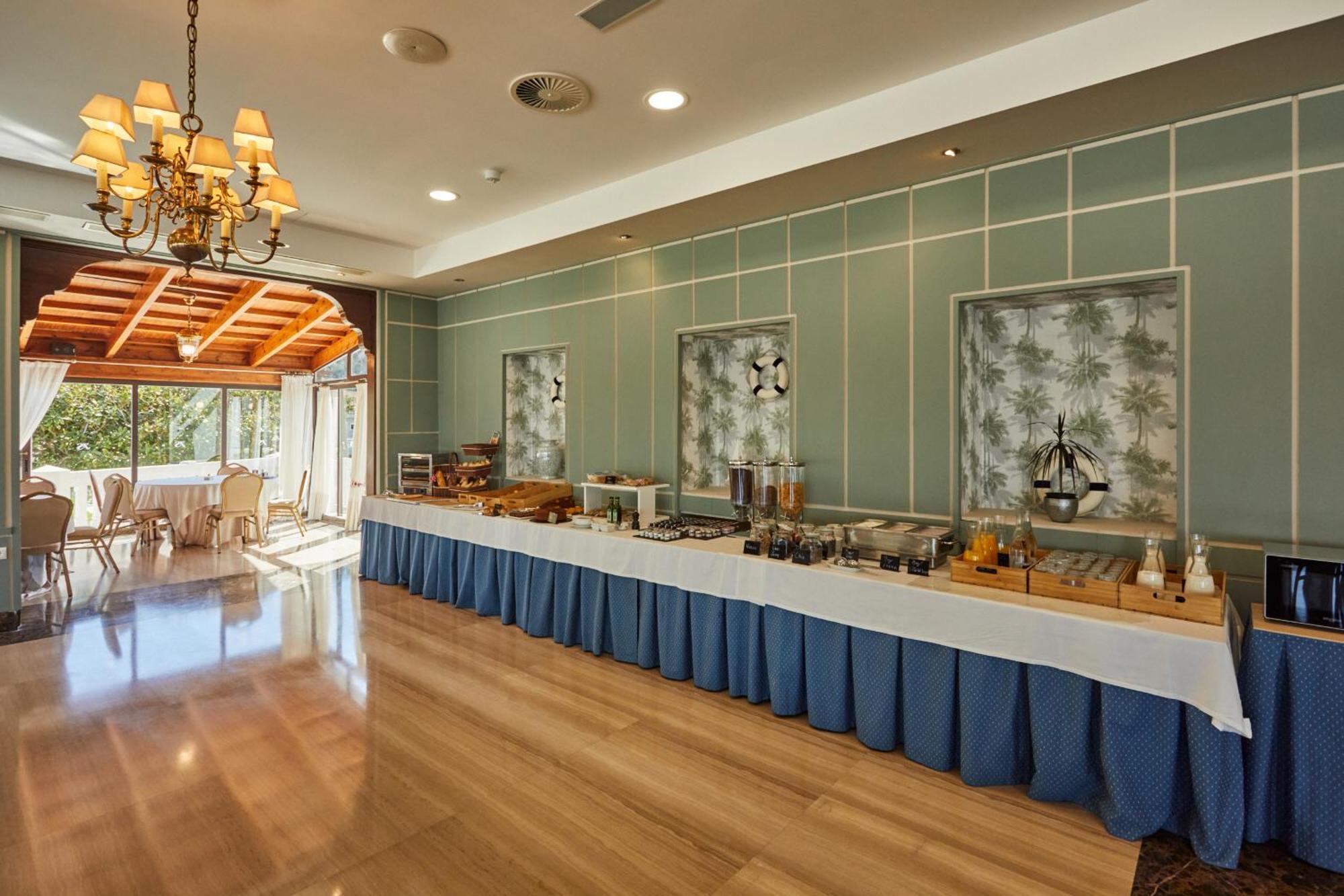 Silken Gran Hotel Del Sella 리바데세야 외부 사진